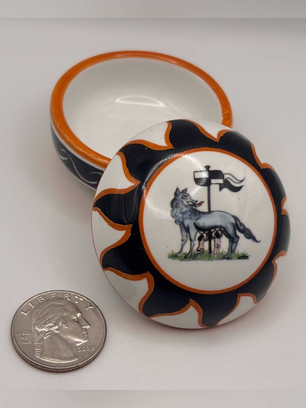 Lupa She-Wolf Lidded Trinket Box, Ceramic Hand-Painted Palio di Siena Italy